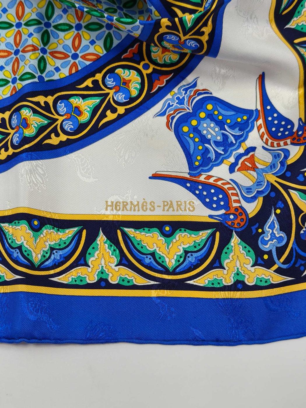 HERMES エルメス カレ90 ビザンチンの宝 シルク スカーフ ブルー 管理番号：11084