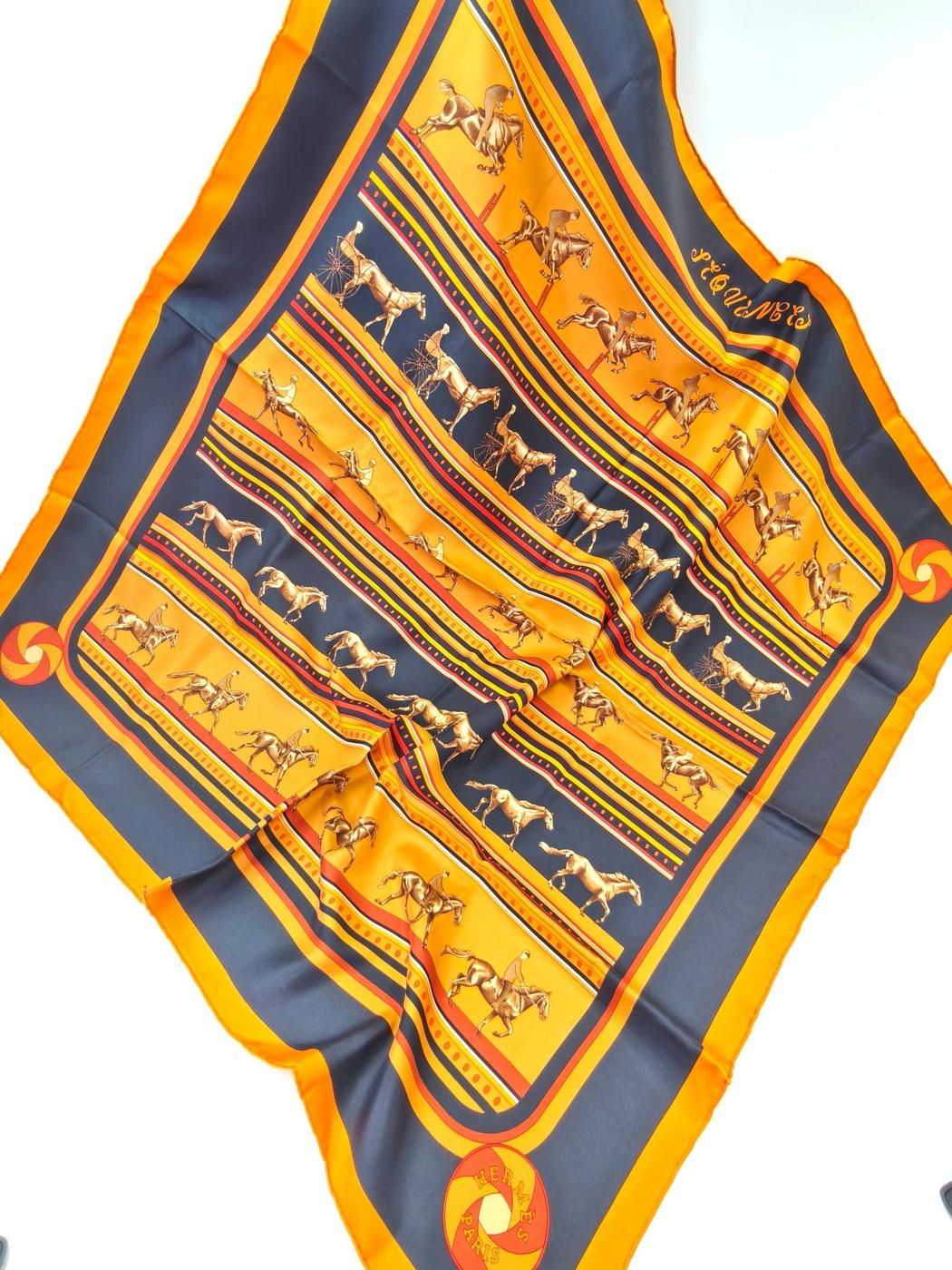 HERMES エルメス カレ90 Sequences シルク スカーフ オレンジ 管理番号：11120