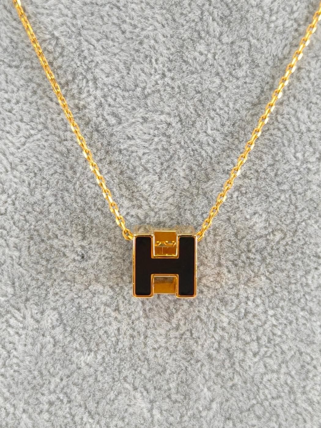 HERMES エルメス カージュドアッシュ Hキューブ ネックレス ゴールド×ブラック 管理番号：11159