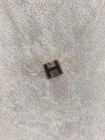 HERMES エルメス カージュドアッシュ Hキューブ ネックレス シルバー 管理番号：11169