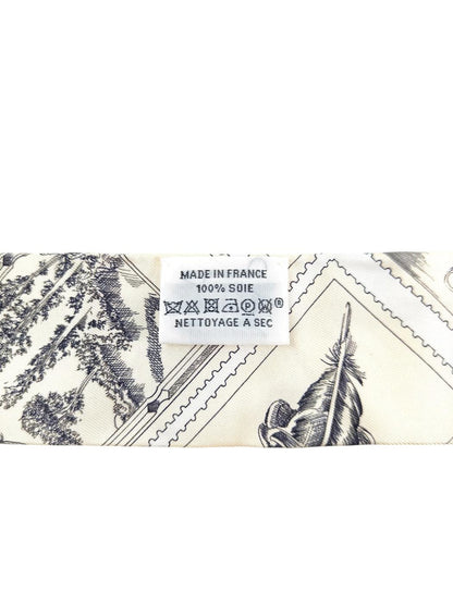 HERMES エルメス ツイリー フォーブルの切手愛好家 シルク スカーフ 管理番号：11271