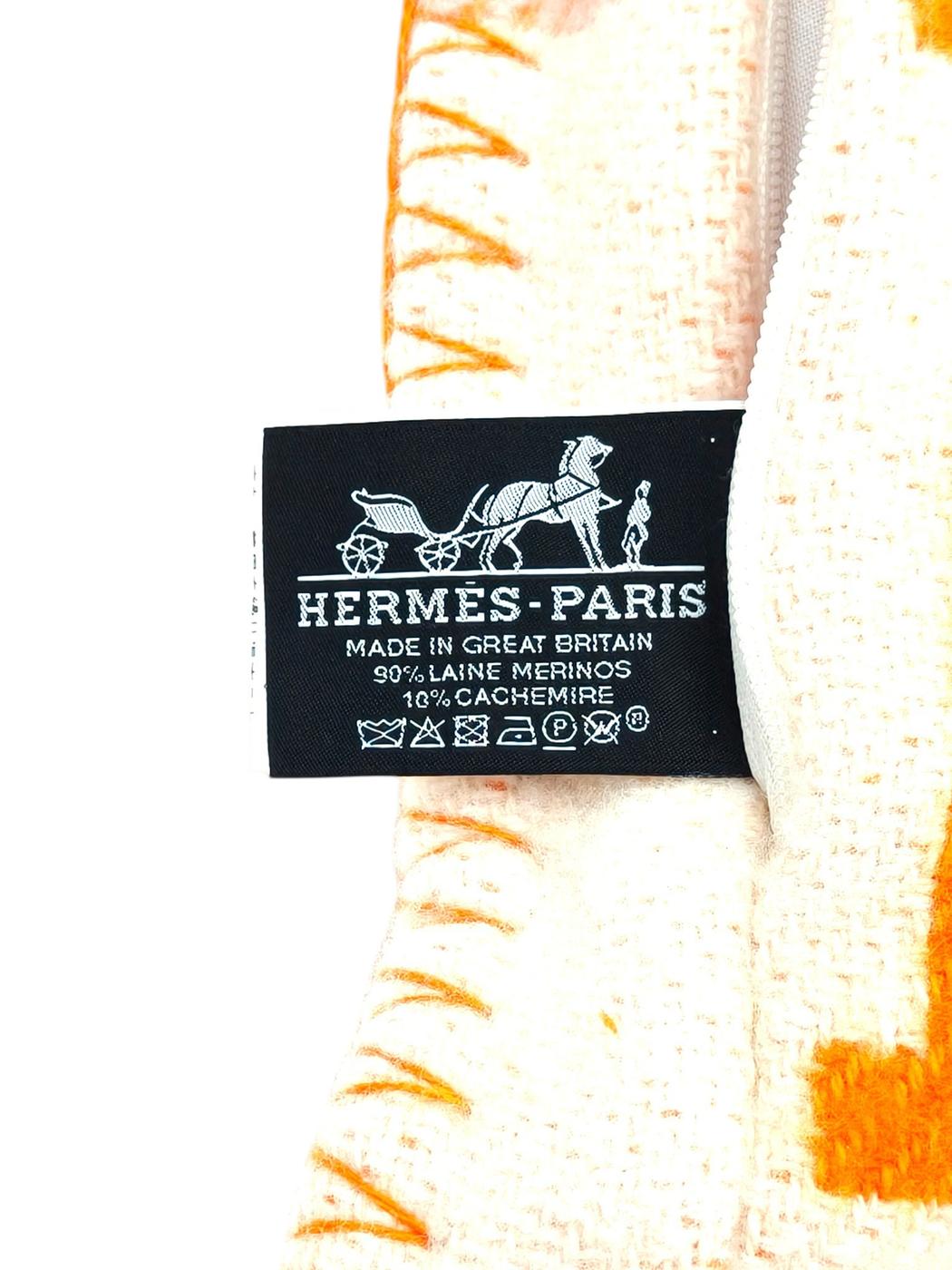 HERMES エルメス アヴァロン スクエア PM クッション オレンジ 管理番号：11704