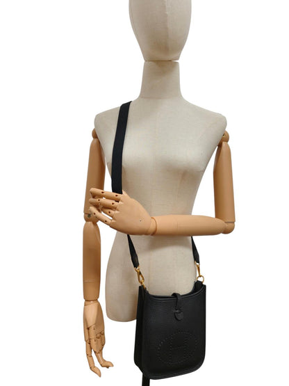 HERMES 爱马仕 Evelyne TPM Taurillon U刻印 单肩包 黑色 管理编号：11843