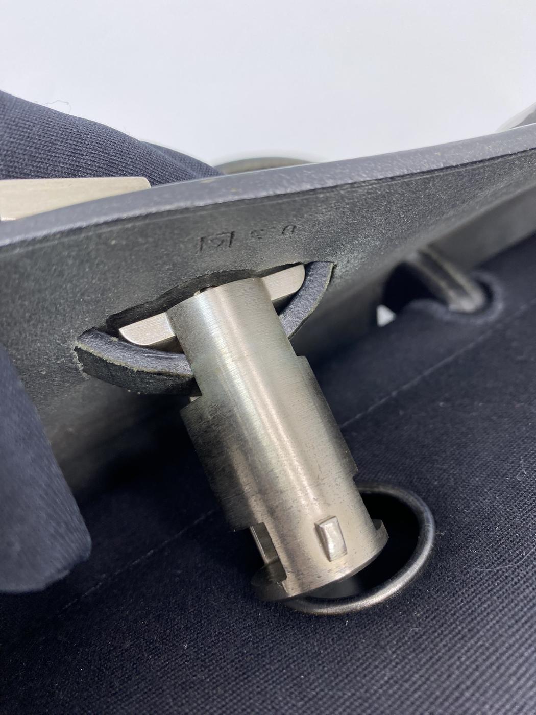 爱马仕 Hermes MM 双向安全气囊 控制编号：7134