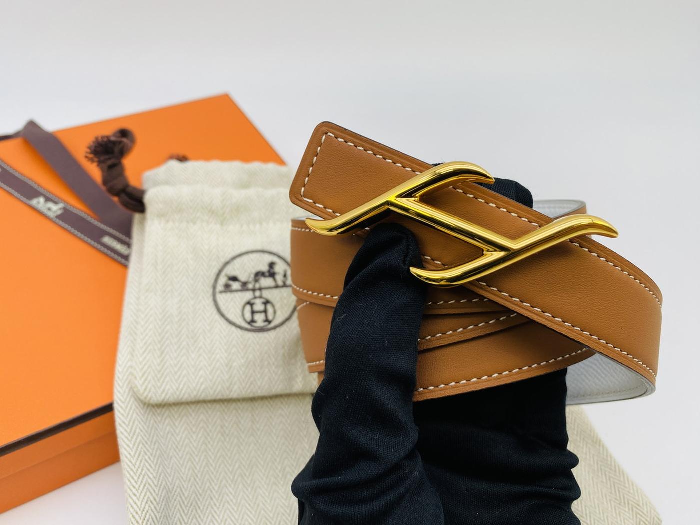 【新品同様】エルメス HERMES ベルトバックル 《HDN》 &レザーベルト(キット)  24 mm 管理番号：9159