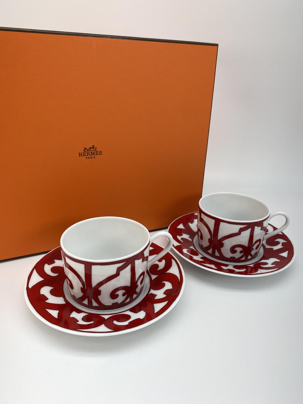 新品同様】エルメス HERMES ガダルキヴィール ティーカップ＆ソーサー