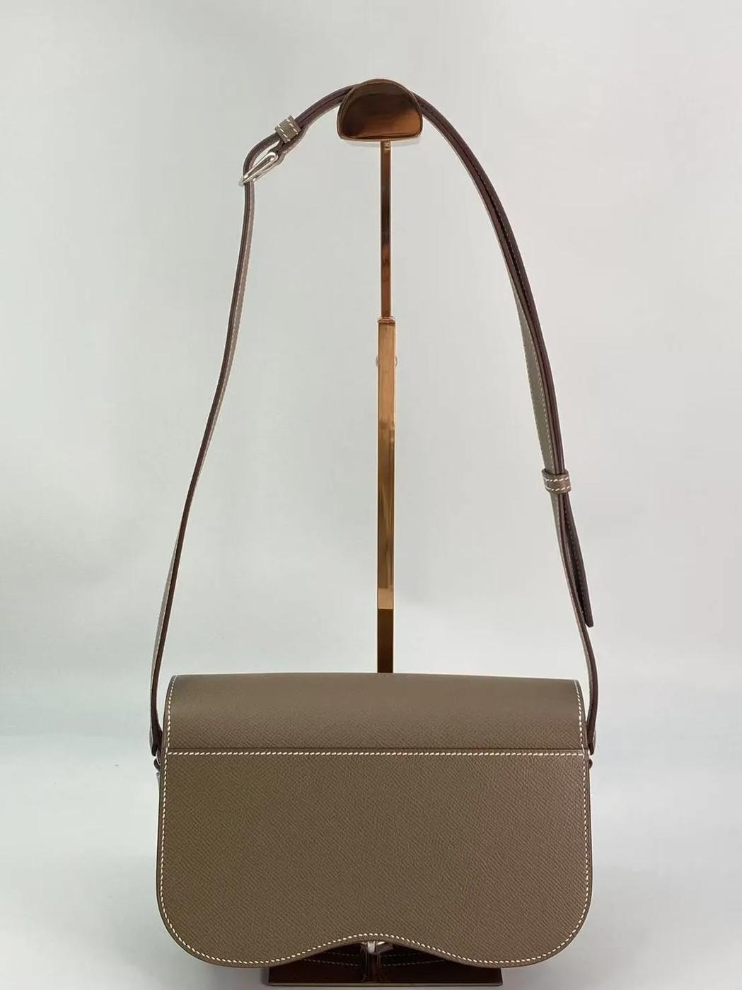 【近全新】爱马仕 Della Cavalleria Elan 手袋，全新未使用，参考编号：9168