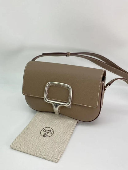 【近全新】爱马仕 Della Cavalleria Elan 手袋，全新未使用，参考编号：9168