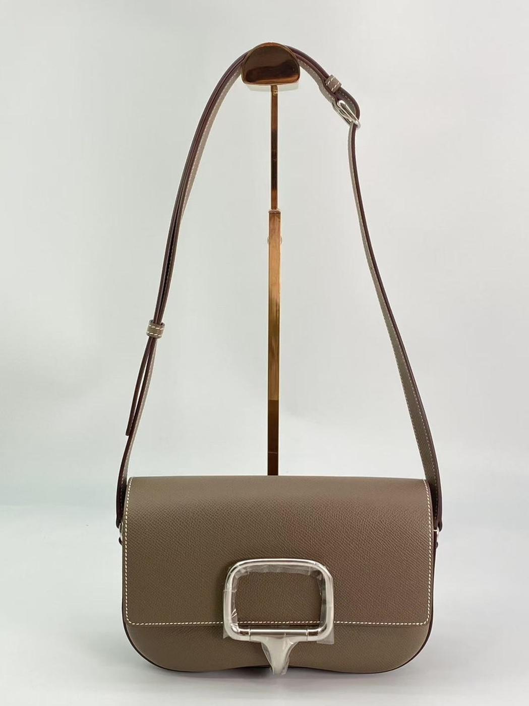 【近全新】爱马仕 Della Cavalleria Elan 手袋，全新未使用，参考编号：9168