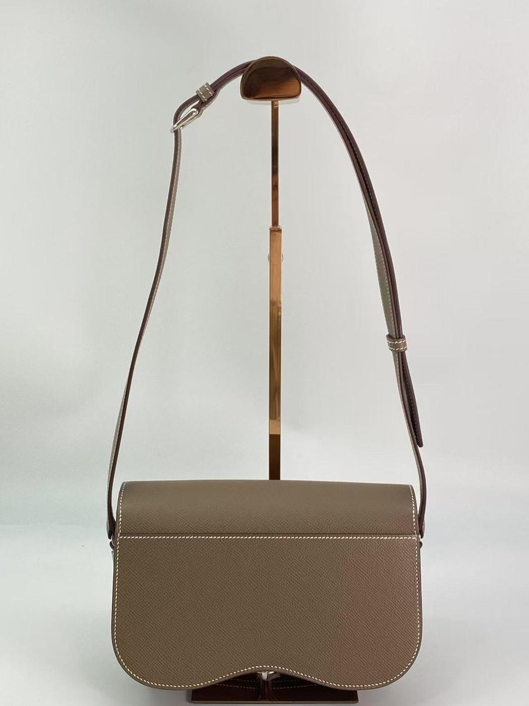 【近全新】爱马仕 Della Cavalleria Elan 手袋，全新未使用，参考编号：9168