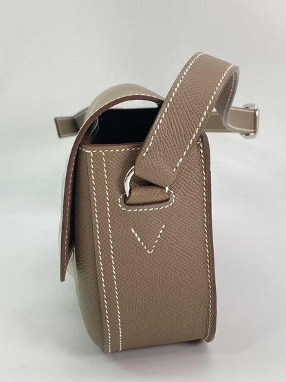 【近全新】爱马仕 Della Cavalleria Elan 手袋，全新未使用，参考编号：9168