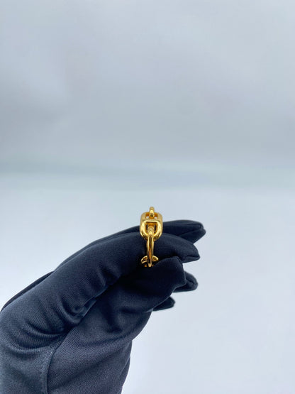 爱马仕 Chaine d'Ancre 金丝巾戒指。参考编号：9293。