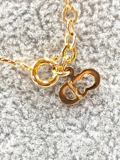 Dior 金色logo吊坠项链。货号：10063