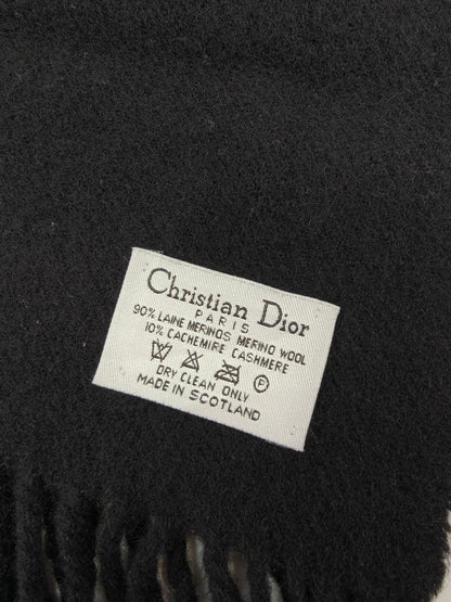 Christian Dior Dior 标志流苏围巾，羊毛和羊绒混纺，黑色。参考编号：10491。