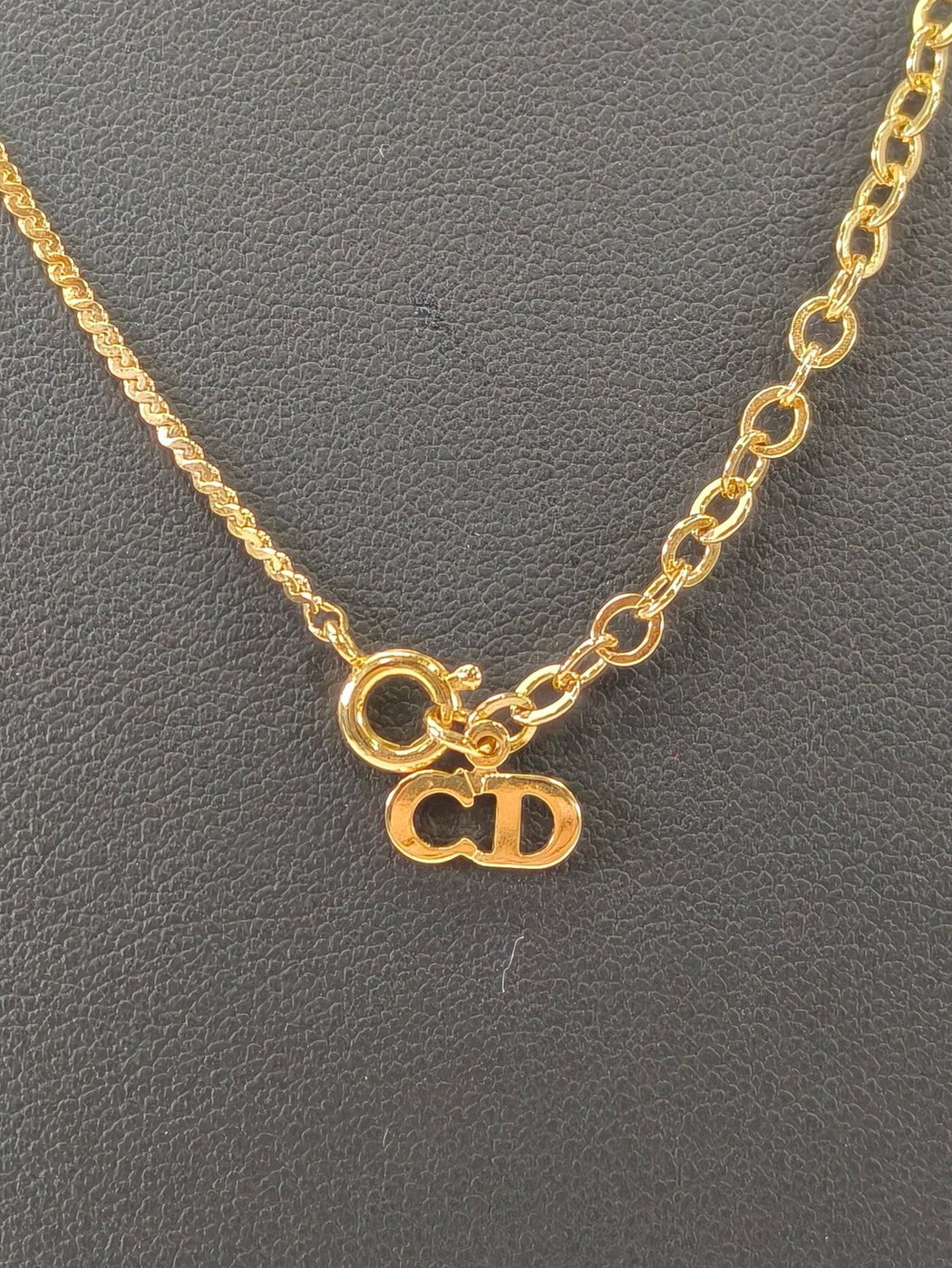 Christian Dior ディオール CDロゴ ネックレス ゴールド 管理番号：11097