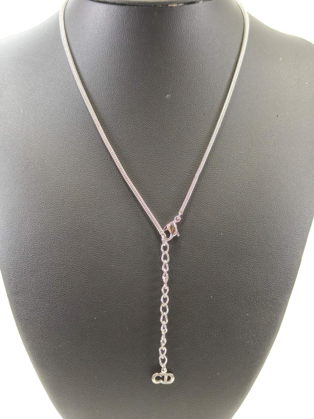 Christian Dior ディオール CDロゴ ループタイ ネックレス シルバー 管理番号：11111
