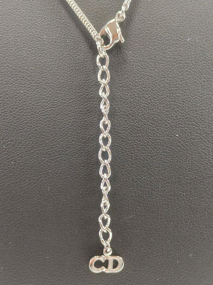 Christian Dior ディオール CDロゴ ループタイ ネックレス シルバー 管理番号：11111
