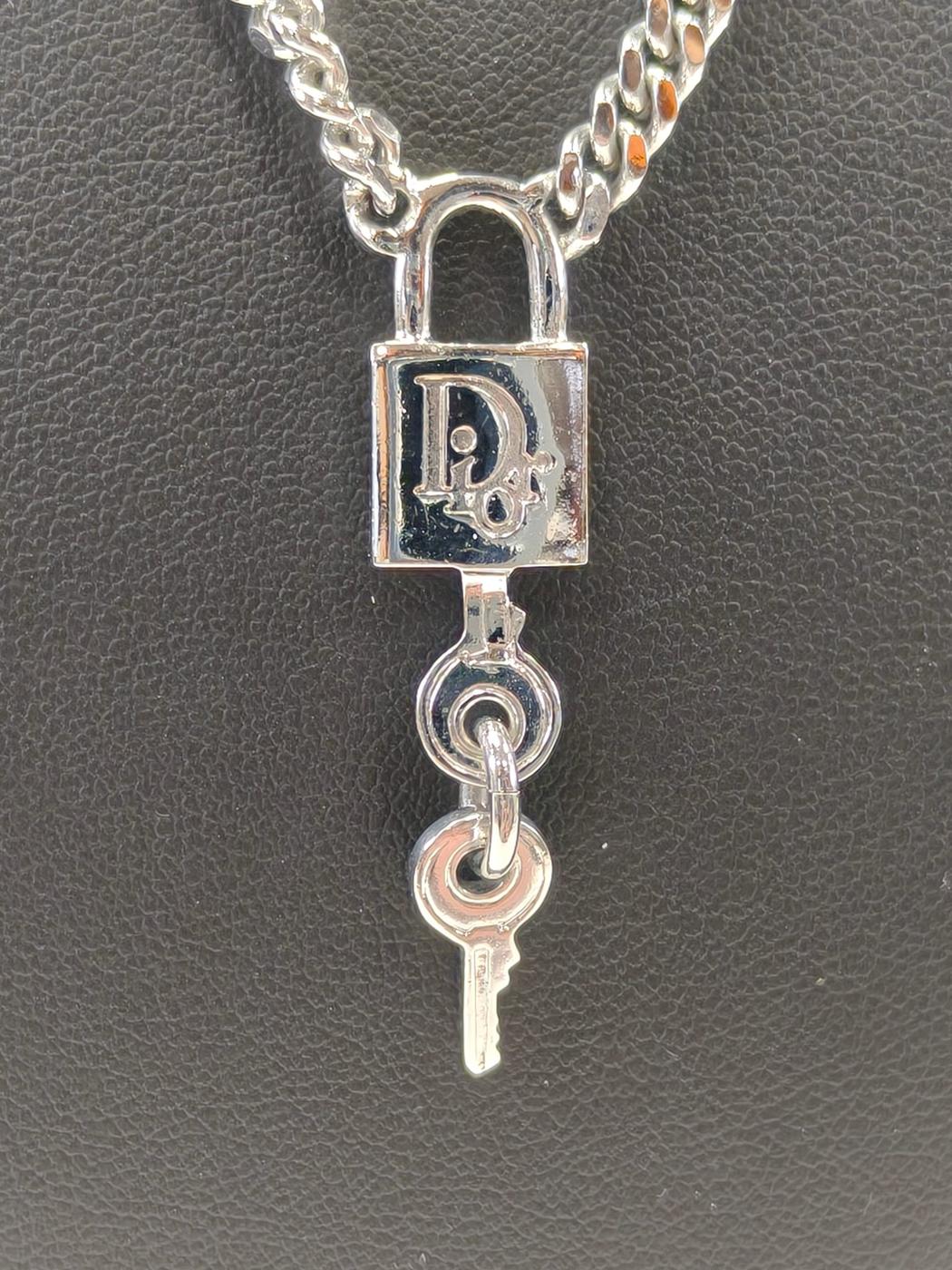 Christian Dior 迪奥 锁头钥匙图案项链 银色 管理编号：11113