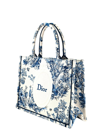 Dior ディオール ブックトートミディアム トワル ドゥ ジュイ フローラル ガーデン エンブロイダリー ストラップ付き トートバッグ ブルー 管理番号：11398