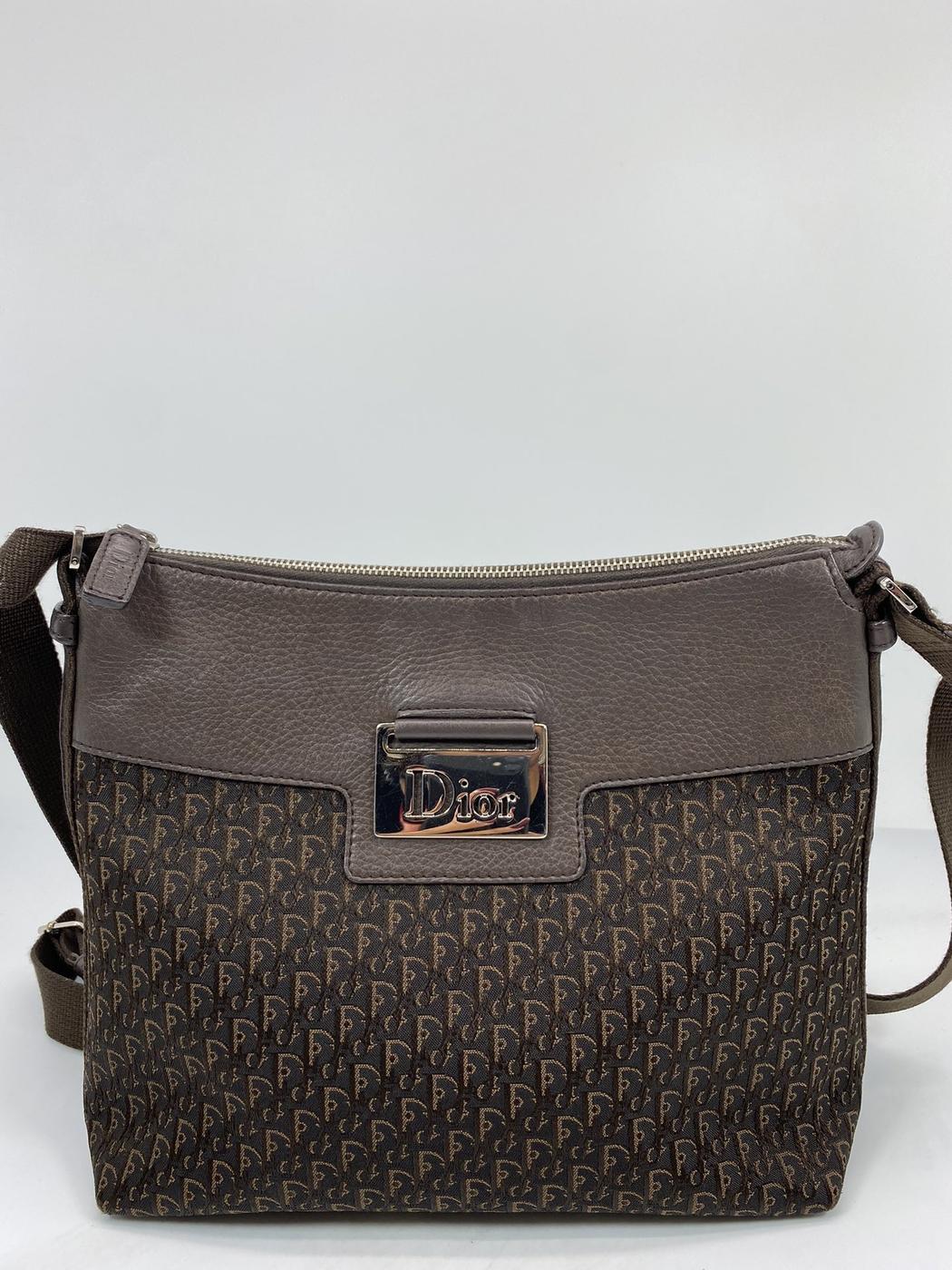 Christian Dior Trotter Logo 单肩包，棕色，货号：7200