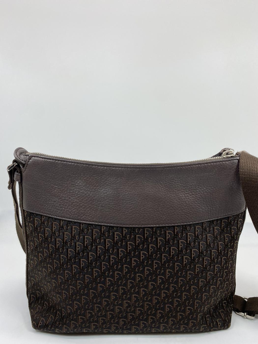 Christian Dior Trotter Logo 单肩包，棕色，货号：7200
