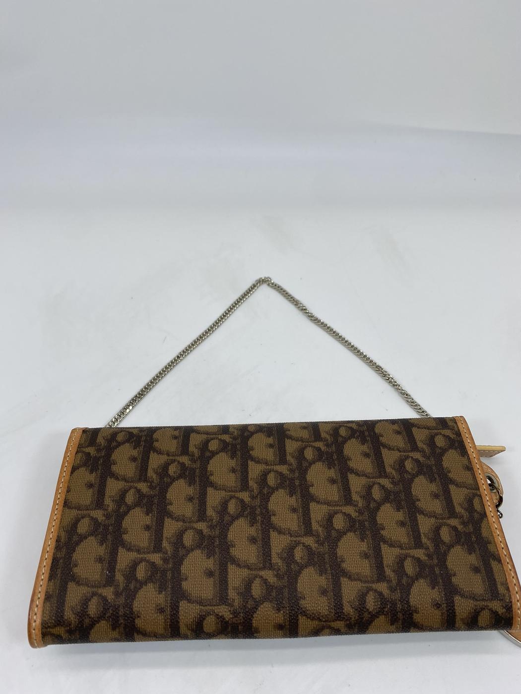 Dior ディオール ロゴチャーム ロングウォレット 長財布 チェーンショルダートロッター ブラウン 管理番号：7450