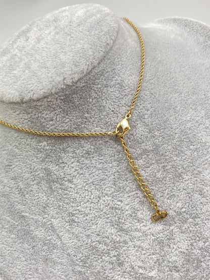 クリスチャンディオール Christian Dior ラインストーン ネックレス ゴールド CDロゴ ペンダント 管理番号：8705