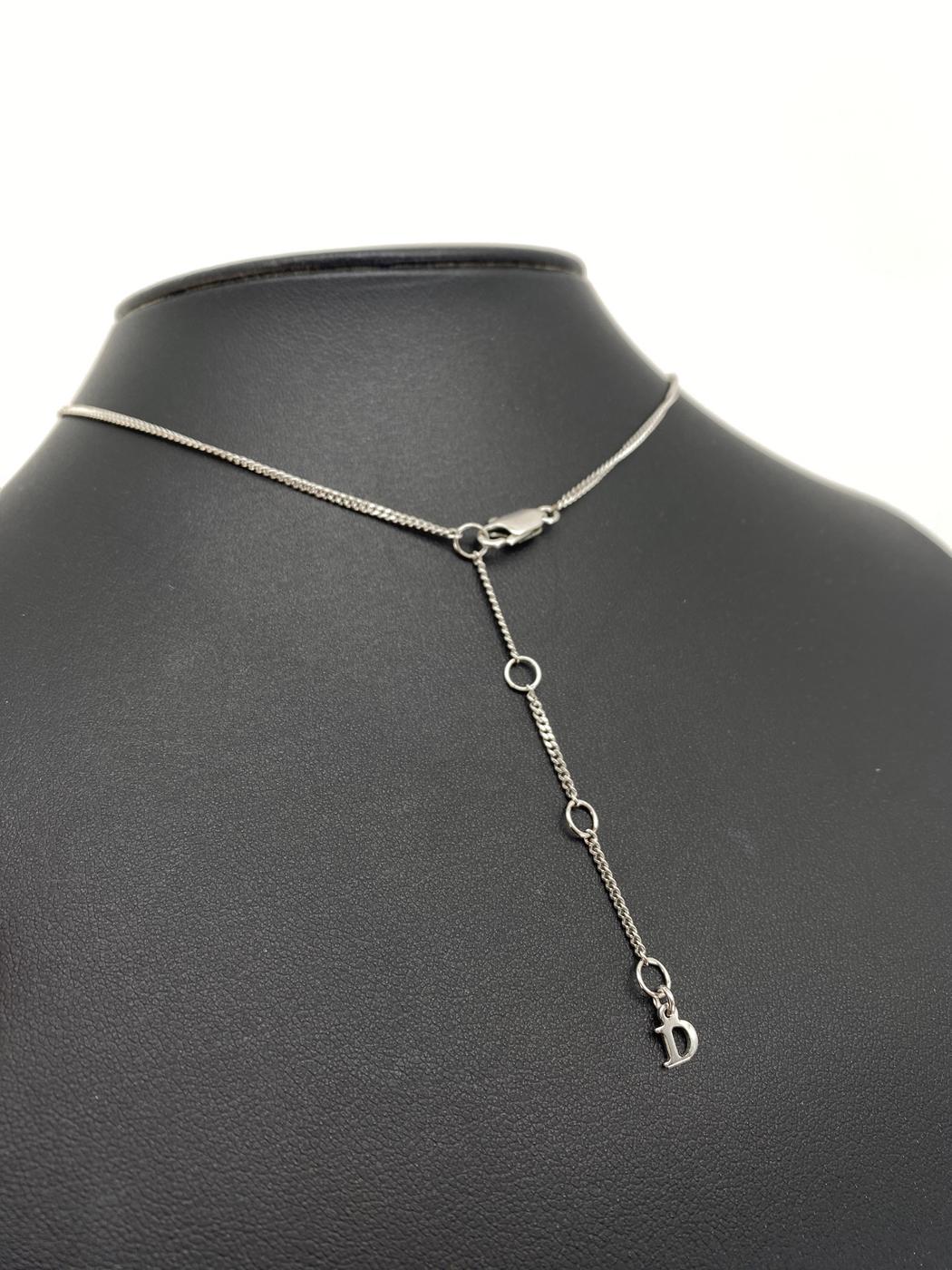 Dior ディオール プレート ハート ネックレス シルバー 管理番号：8948