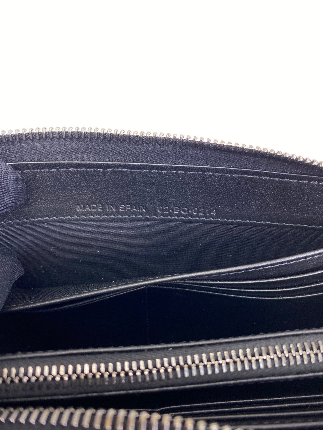 Christian Dior Trotter Oblique 提花拉链长款钱包，海军蓝帆布和皮革材质（产品代码：2ESBC252YSE）