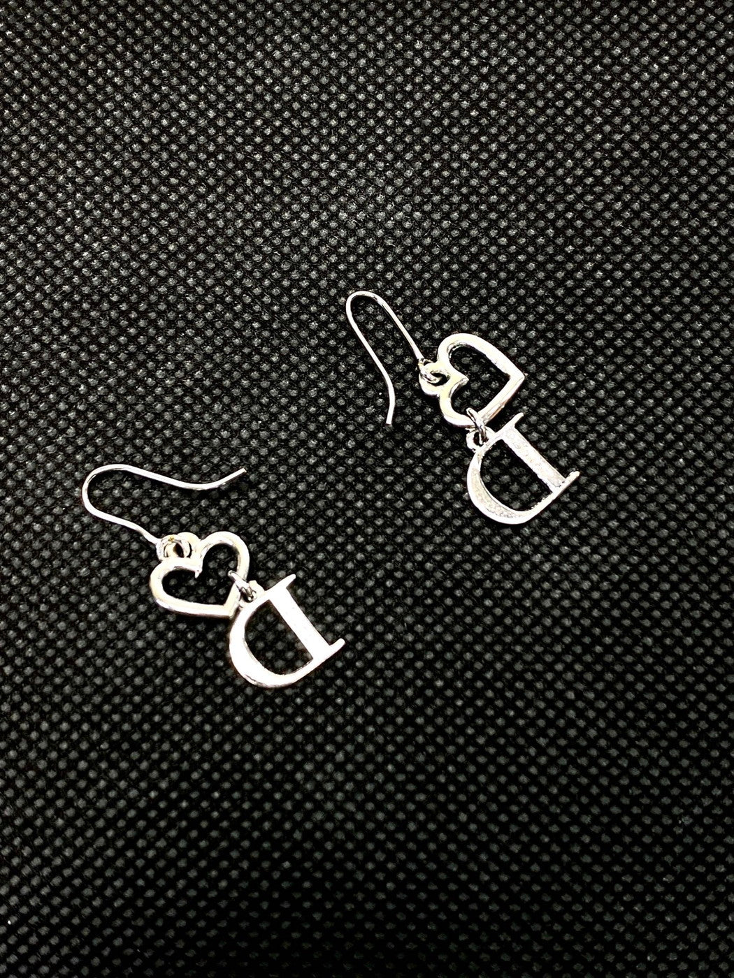 Christian Dior クリスチャンディオール ロゴ ピアス ハート ラインストーン シルバー 管理番号：9491