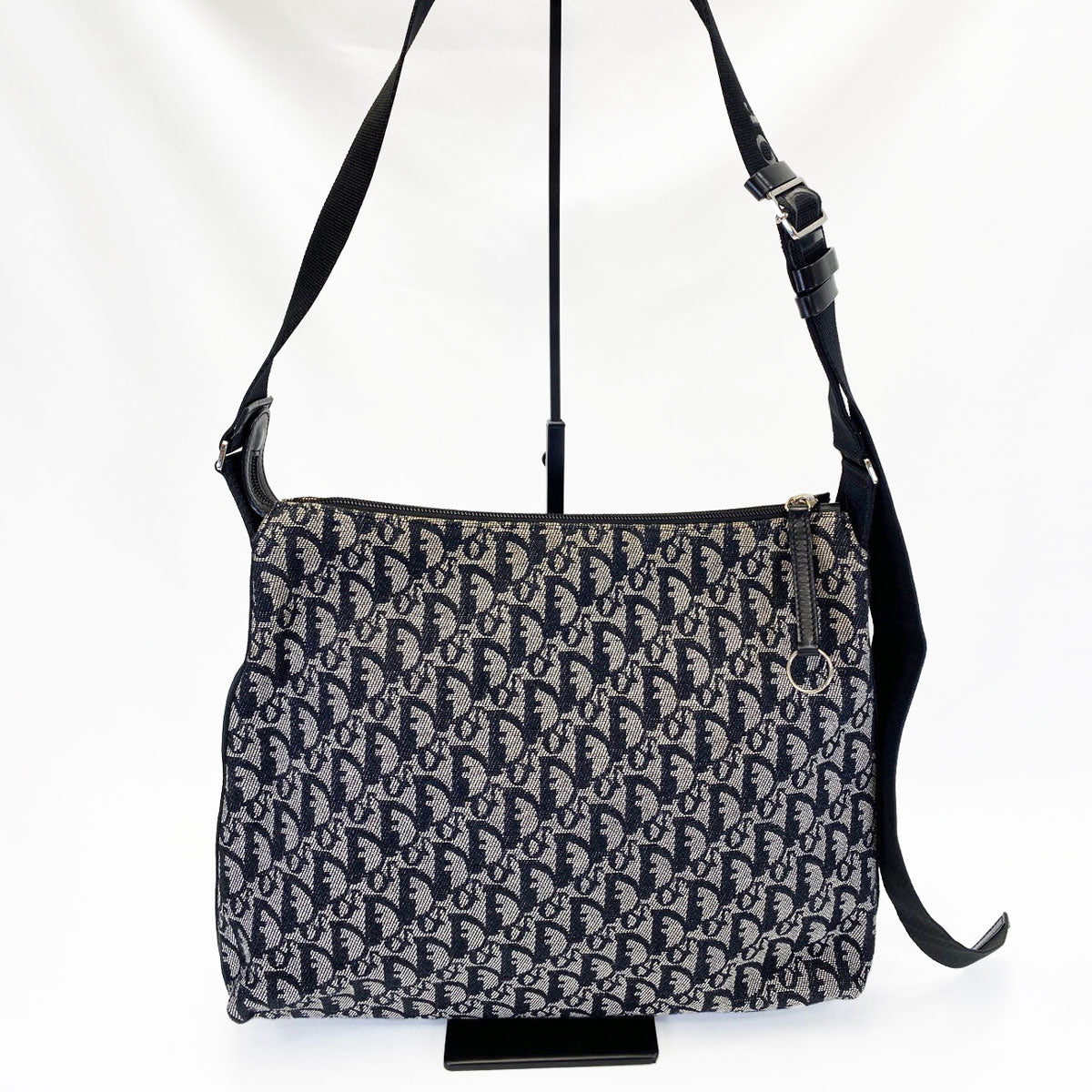 Dior Trotter 斜挎包，海军蓝，货号：9535