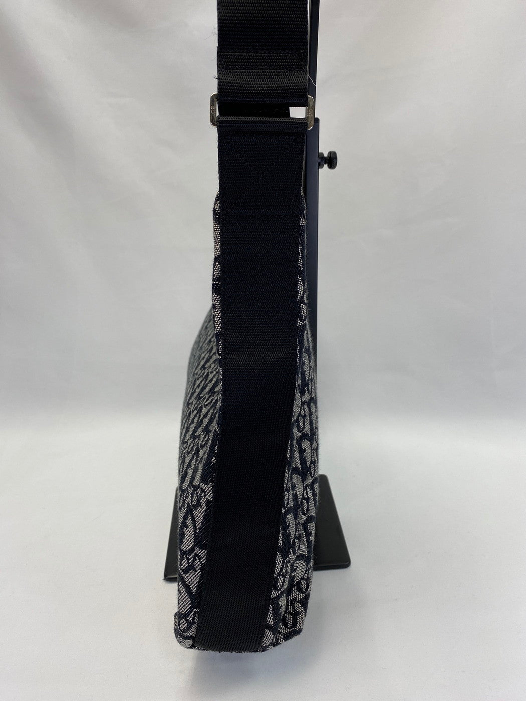Dior Trotter 斜挎包，海军蓝，货号：9535