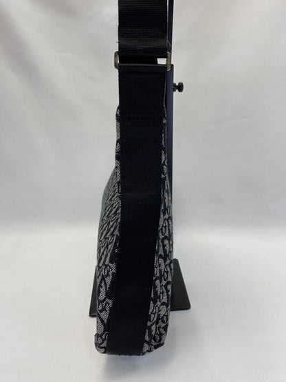 Dior Trotter 斜挎包，海军蓝，货号：9535