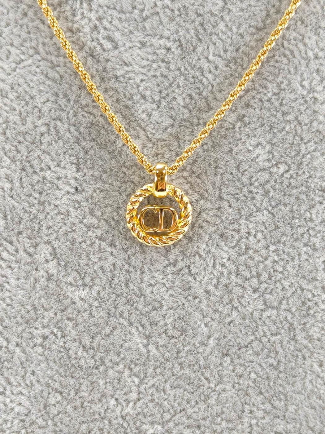 クリスチャンディオール Christian Dior CD ロゴ ヴィンテージ ネックレス ゴールド 管理番号：9939