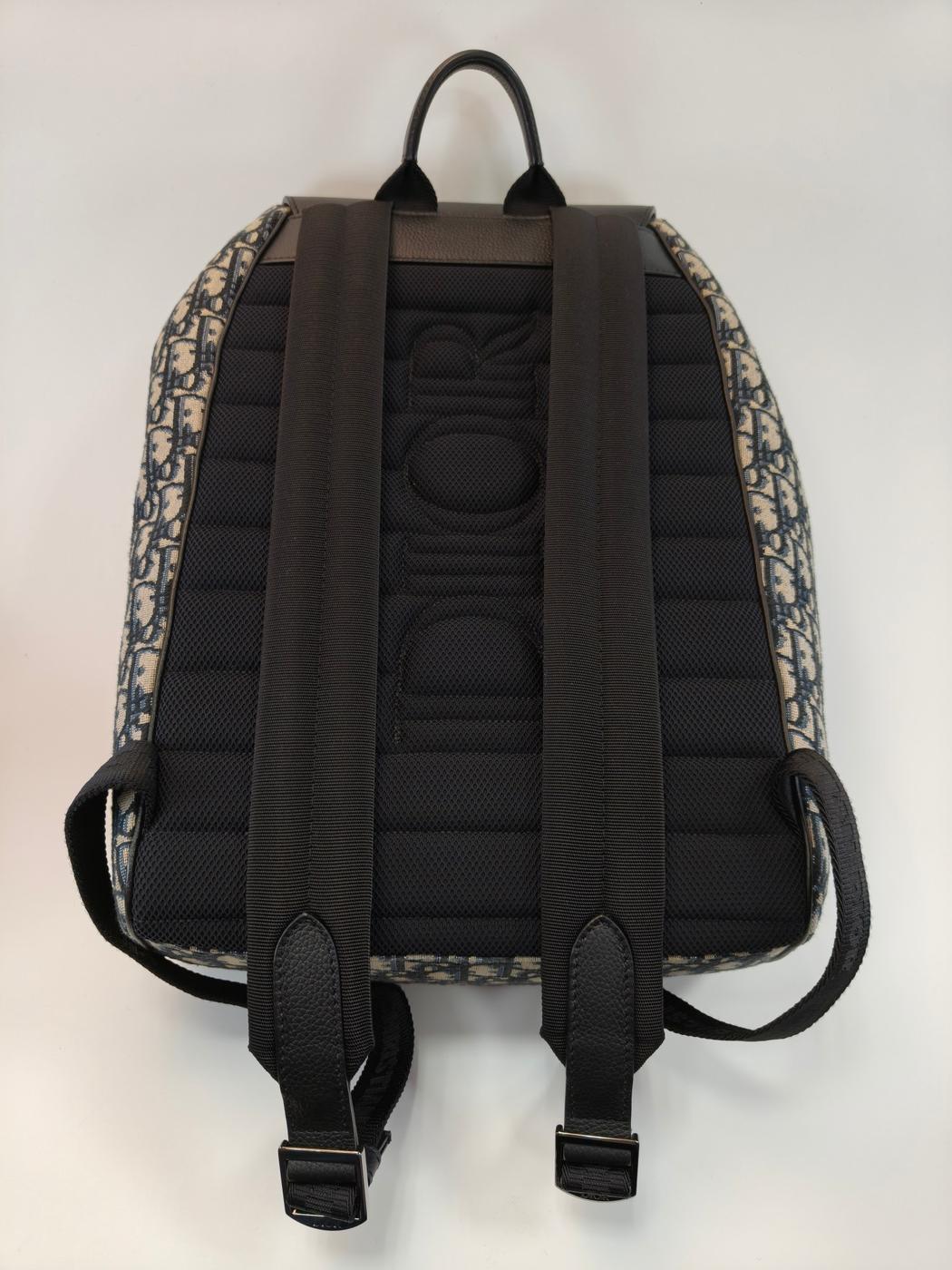 Christian Dior Oblique Trotter 双肩包，黑色，货号：9985