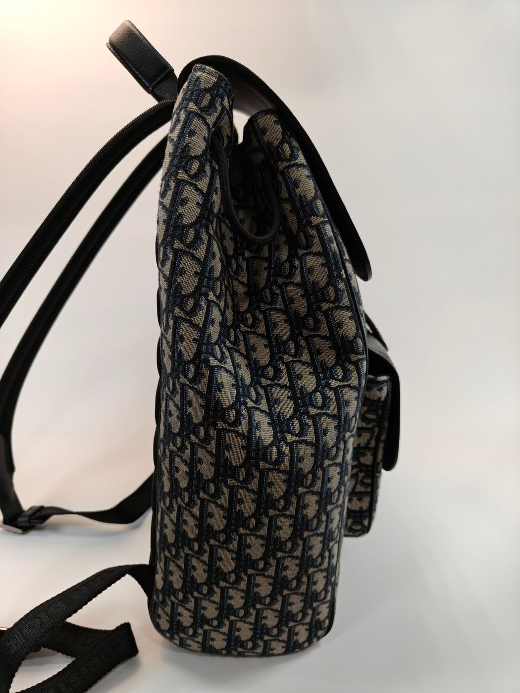 Christian Dior Oblique Trotter 双肩包，黑色，货号：9985