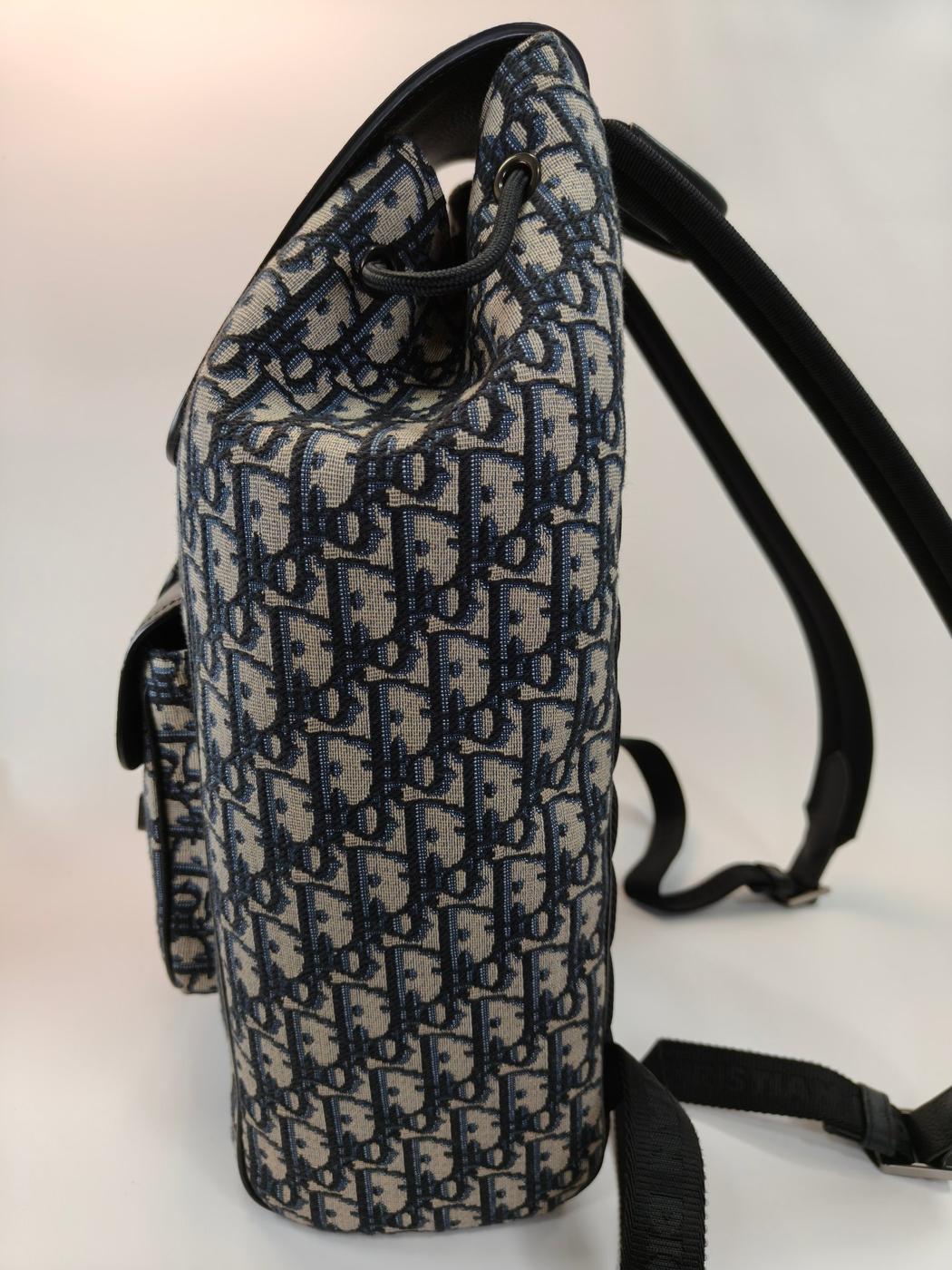 Christian Dior Oblique Trotter 双肩包，黑色，货号：9985
