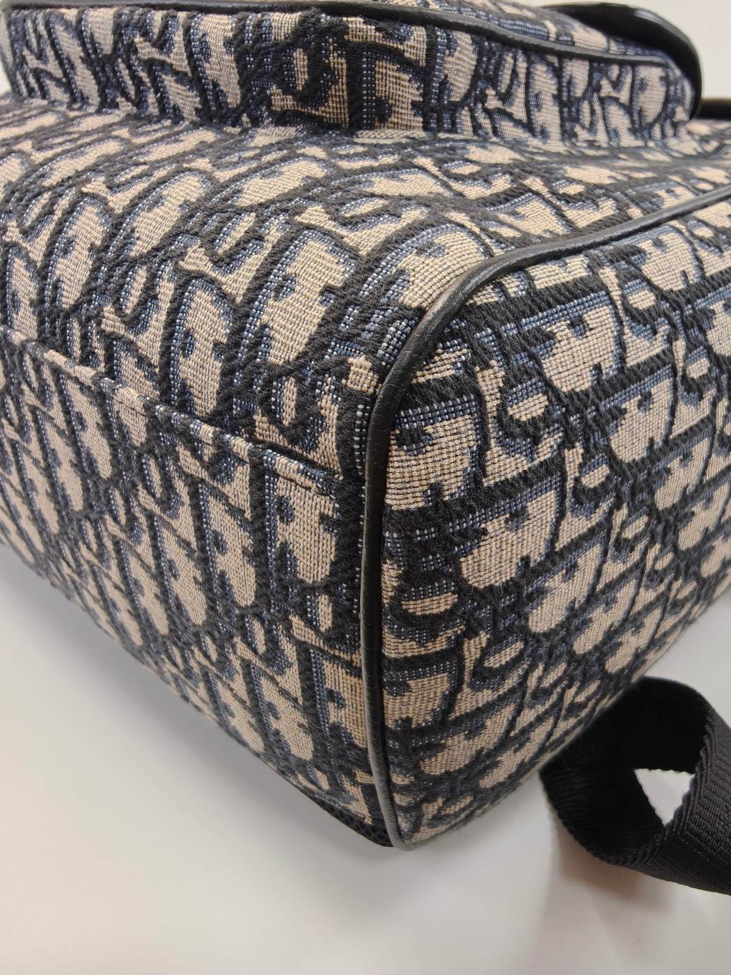 Christian Dior Oblique Trotter 双肩包，黑色，货号：9985