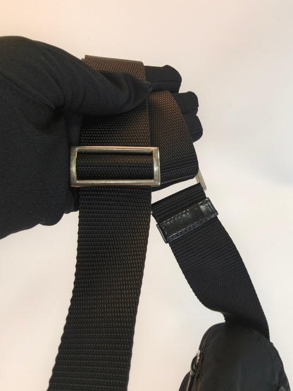 PRADA Prada 单肩包 三角形 Logo 尼龙 黑色 控制编号：10256