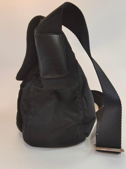 PRADA Prada 单肩包 三角形 Logo 尼龙 黑色 控制编号：10256