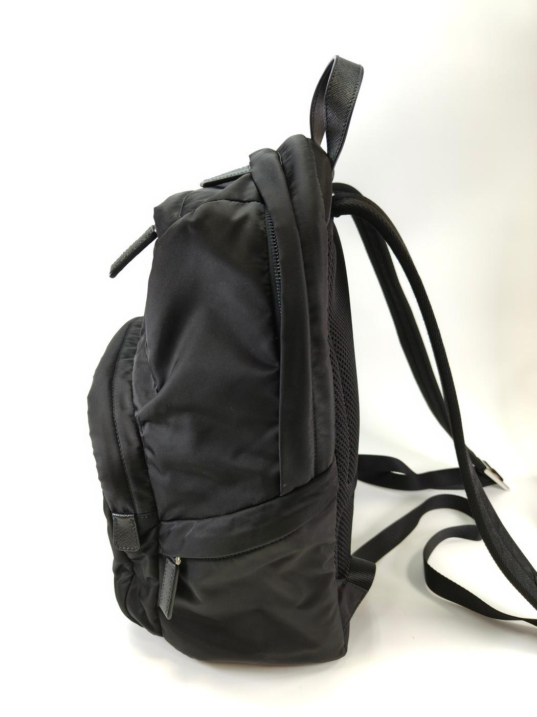 PRADA 普拉达 尼龙 双肩包 NERO 管理编号：11001