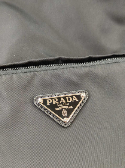 PRADA 普拉达 尼龙 双肩包 NERO 管理编号：11001