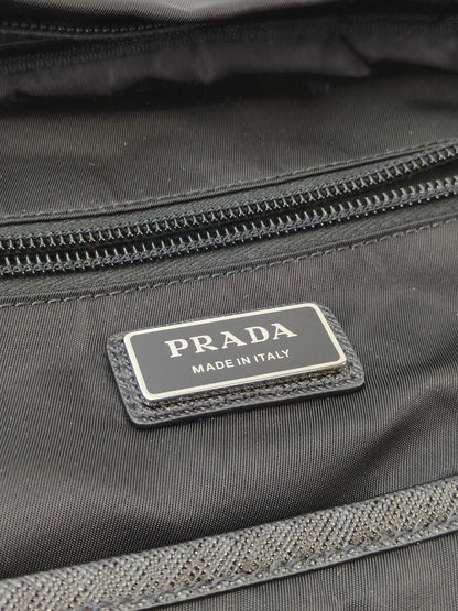 PRADA 普拉达 尼龙 双肩包 NERO 管理编号：11001