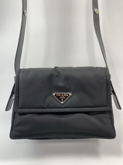 PRADA 普拉达 小号加衬再生尼龙单肩包 黑色 管理编号：11022