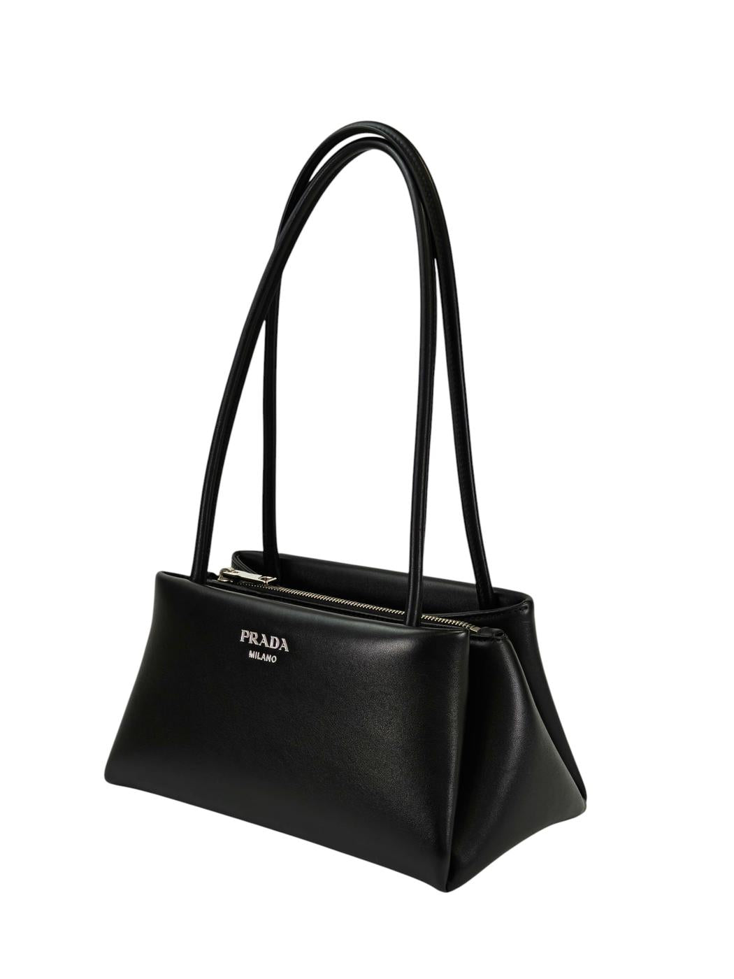 PRADA プラダ レザー トートバッグ ワンショルダー ブラック 管理番号：11325
