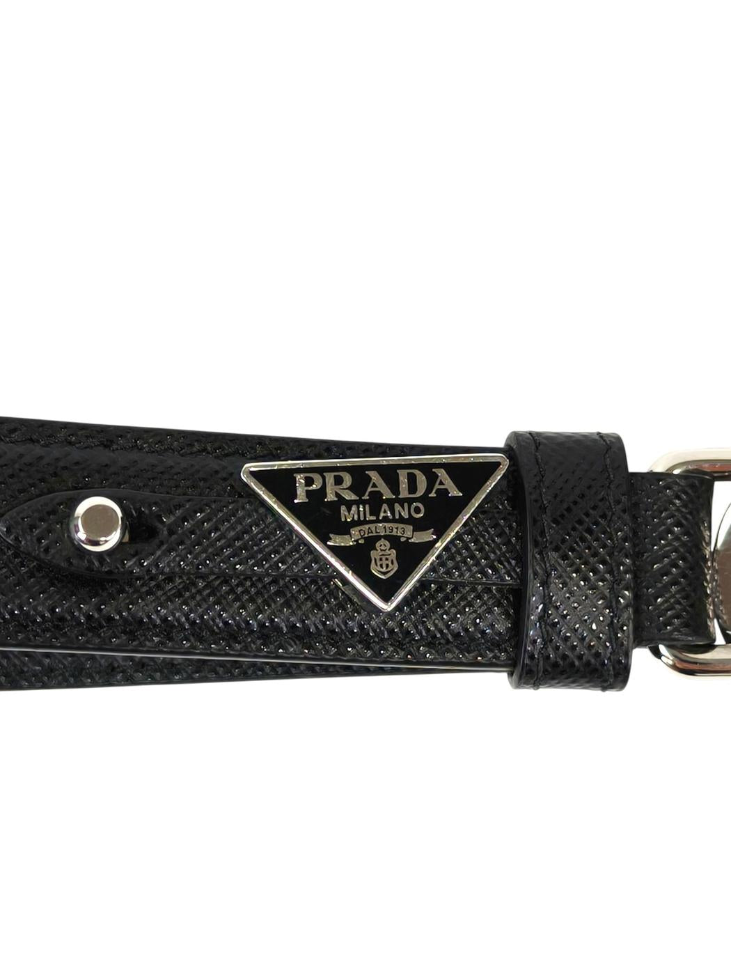 PRADA プラダ 三角ロゴ サフィアーノレザー キーリング ブラック 管理番号：11404