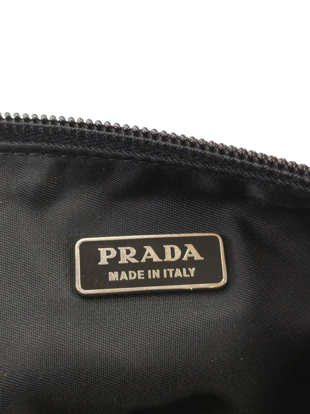 PRADA プラダ ナイロン ポーチ ミニバッグ ブラック 管理番号：11526