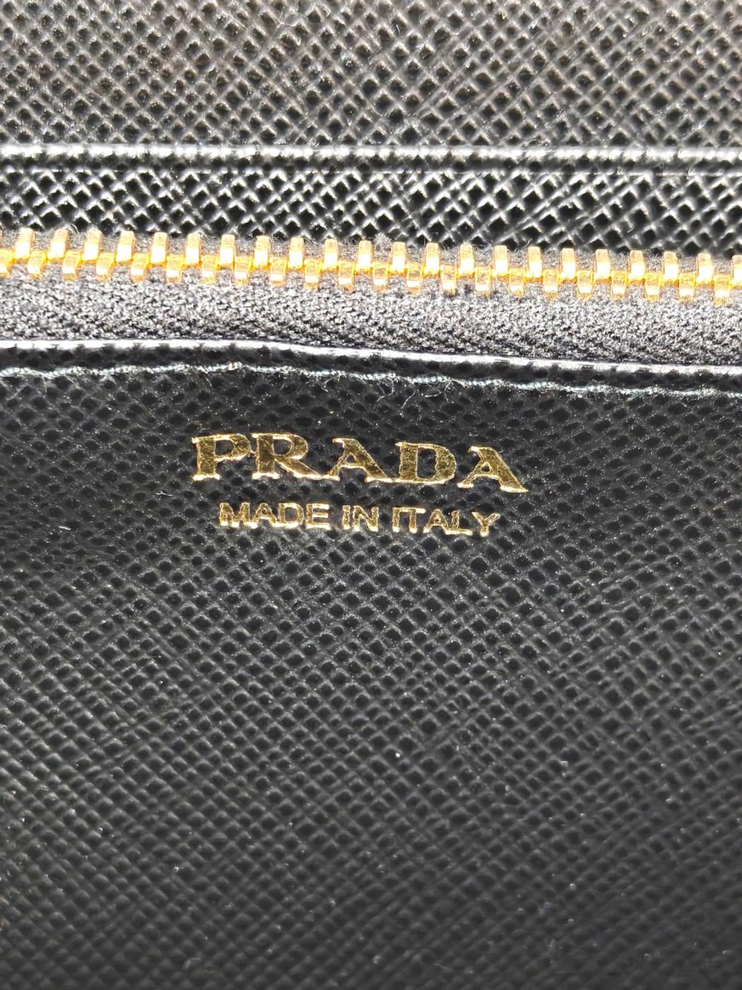 PRADA プラダ サフィアーノ 三角ロゴ 長財布 ブラック 管理番号：11529