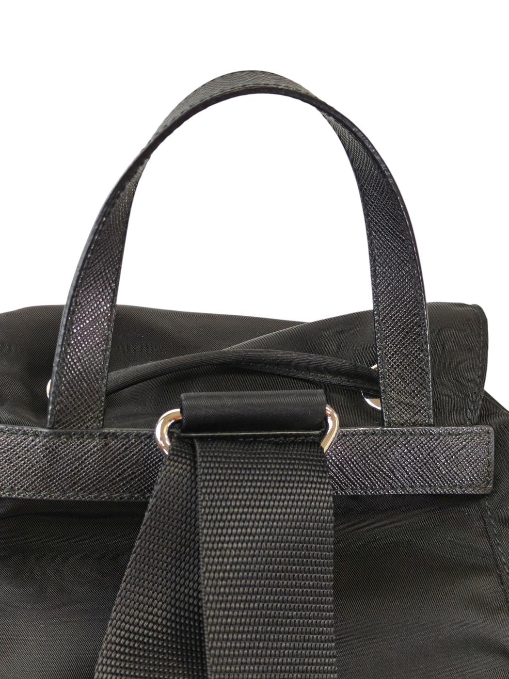 PRADA プラダ ナイロン 三角ロゴ付き バックパック ブラック 管理番号：11536