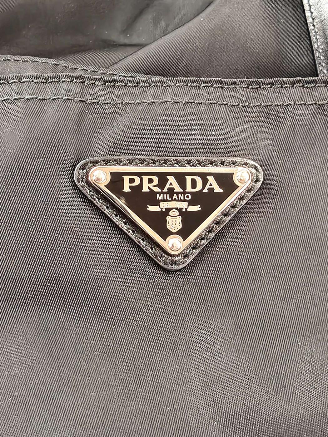PRADA プラダ 三角ロゴ トートバッグ ブラック 管理番号：11564